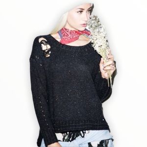 NWOT WILDFOX Black After Party Speck Destroyed Sweater Size Small